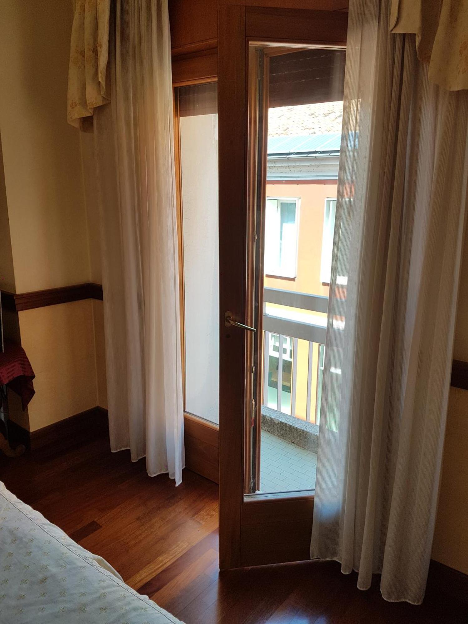 Hotel Minerva Pordenone Ngoại thất bức ảnh