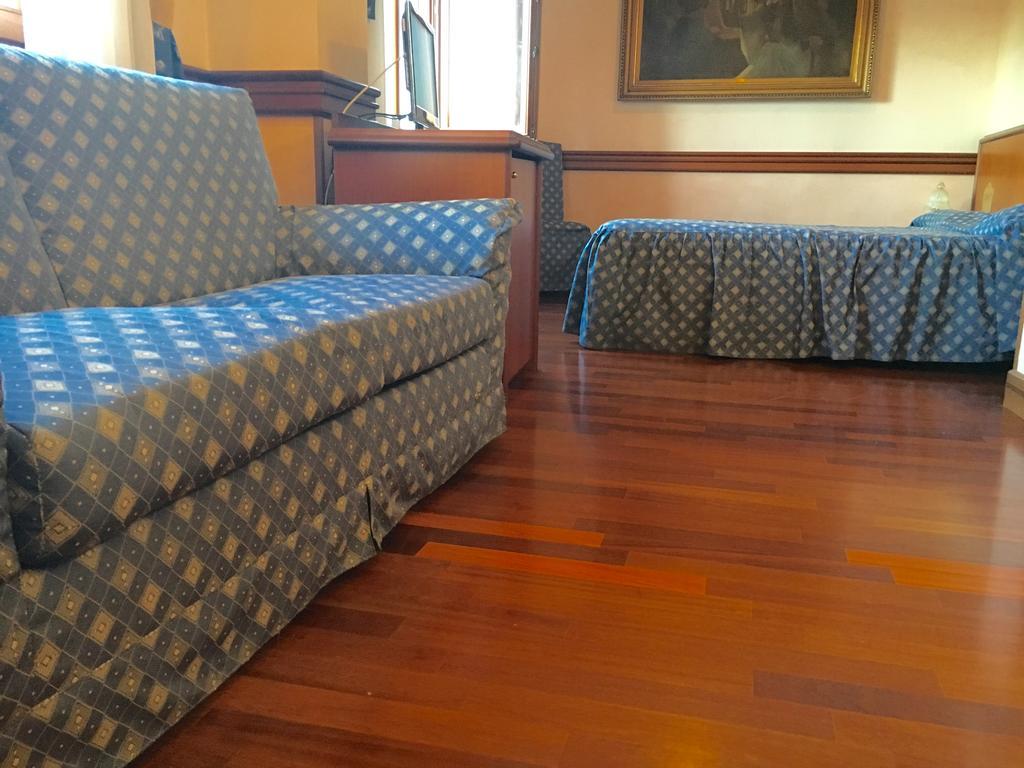 Hotel Minerva Pordenone Ngoại thất bức ảnh